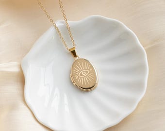 Custom Photo Locket Necklace, Vintage Locket Necklace, Evil Eye Engraved Necklace, Memorial Jewelry, Christmas Gift, Necklace for Her
