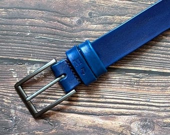 Men's Full Grain Leather Belt | Custom Engraved Blue 1 1/4 inch Buckle