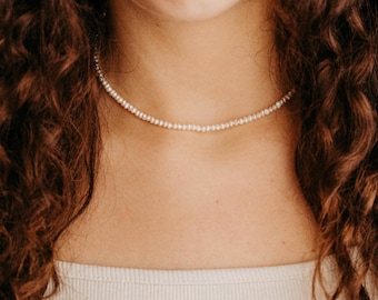 Genuine freshwater pearl necklace handmade and high quality clasp made of 925 sterling silver gold plated
