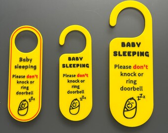 Plaque de porte bébé qui dort pour la fête des mères - Le cadeau parfait !