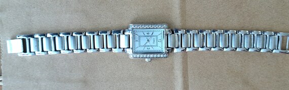 Ladies Vintage DMQ Wrist Watch. Stainless Steel C… - image 4