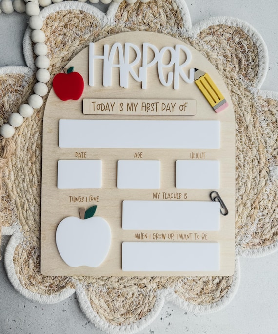 Apple First Last Day of School Sign l Back to School Sign l Back to School Photo Prop l Interchangeable School Sign l Custom School Sign