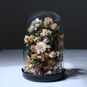 Dried Flower Terrarium, Natural Preserved Flowers Display, Vintage-inspired Florals , Everlasting Flowers Cloche