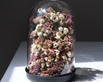 Dried Flower Cloche, Natural Preserved Flowers Display, Vintage-inspired Florals, Everlasting Flowers