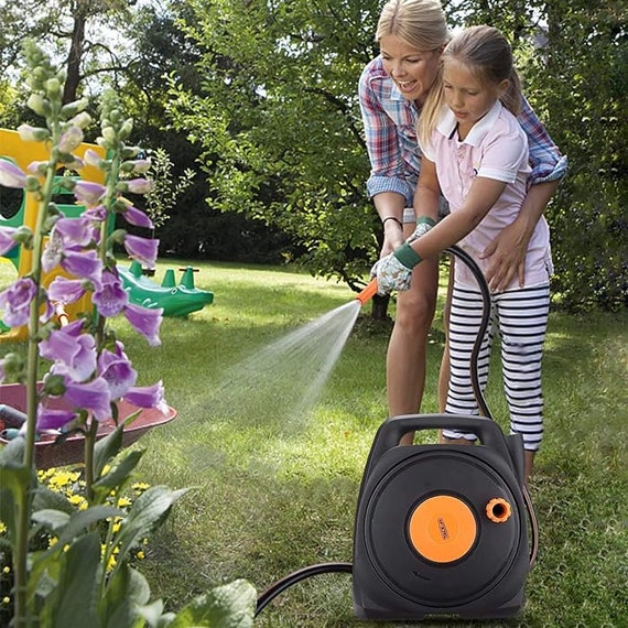 TACKLIFE 10 Meter (33 Ft) Garden Hose Reel On Cart With Nozzle - 3 Spray Modes, Lightweight, Free-Standing