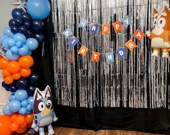 Ghirlanda di palloncini fai da te Bluey and Bingo. Palloncini di compleanno. Festa del cane blu