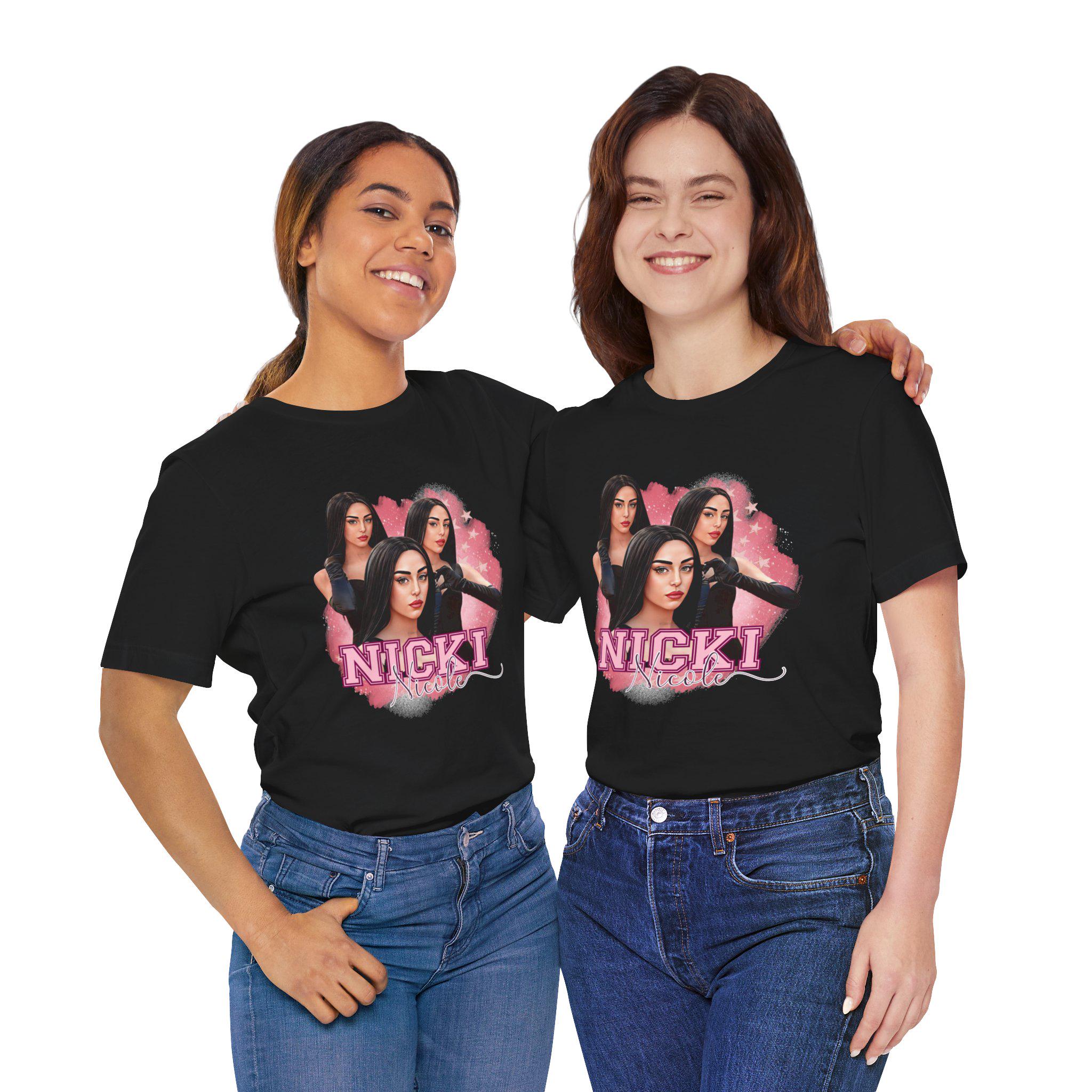 Nicki Nicole T-shirt - Etsy