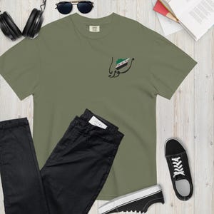 Drapeau syrien brodé T-shirt épais unisexe, Syrie gratuite, العلم السوري, ا حرة, motif de carte brodé, idée cadeau unisexe,