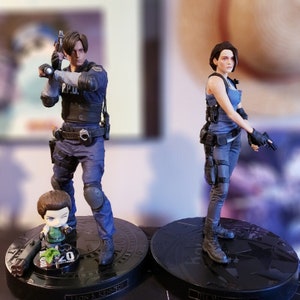 Biohazard Evil: Guardians of Survival" Jill Valentine and Leon Scott Kennedy  Handmade 30cm Statue Action Figures