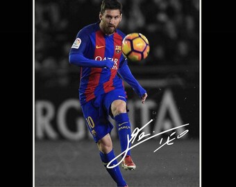 ファビオ・カンナヴァーロ直筆サイン入りイタリアサッカー写真 ファビオ・カンナヴァーロ直筆サイン入りイタリアサッカー写真