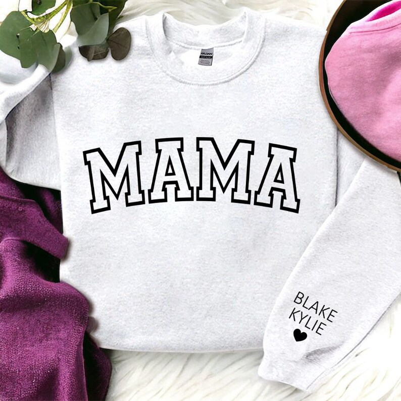 Sudadera de mamá personalizada con nombres de niños / Letras de hojaldre / Letras en relieve / Regalo para mamá / Mamá Suéter Mamá Regalo de cumpleaños Regalo para mamá Regalos imagen 6