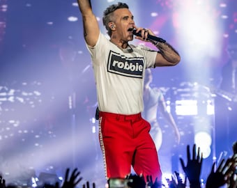 ROBBIE: T-Shirt