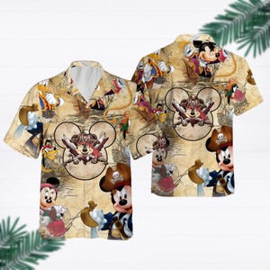 Pirates Of Caribbean Mickey Button-shirt, vintage Mickey Pirates Hawaiiaans shirt, Disney cartoon familie-uitstapje, Mickey en vrienden gaan