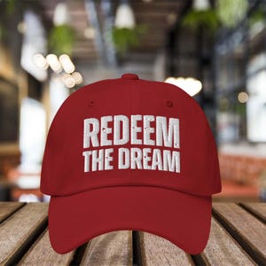 Redeem The Dream Gestickter Hut, Senator Cory Booker Classic Cap, Anti Oligarchy Hut für Männer Frauen, Kampf Faschismus Classic Cap