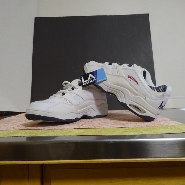 New / Old Stock- LA GEAR Tennis Shoes- Men's Sneakers- Size 9