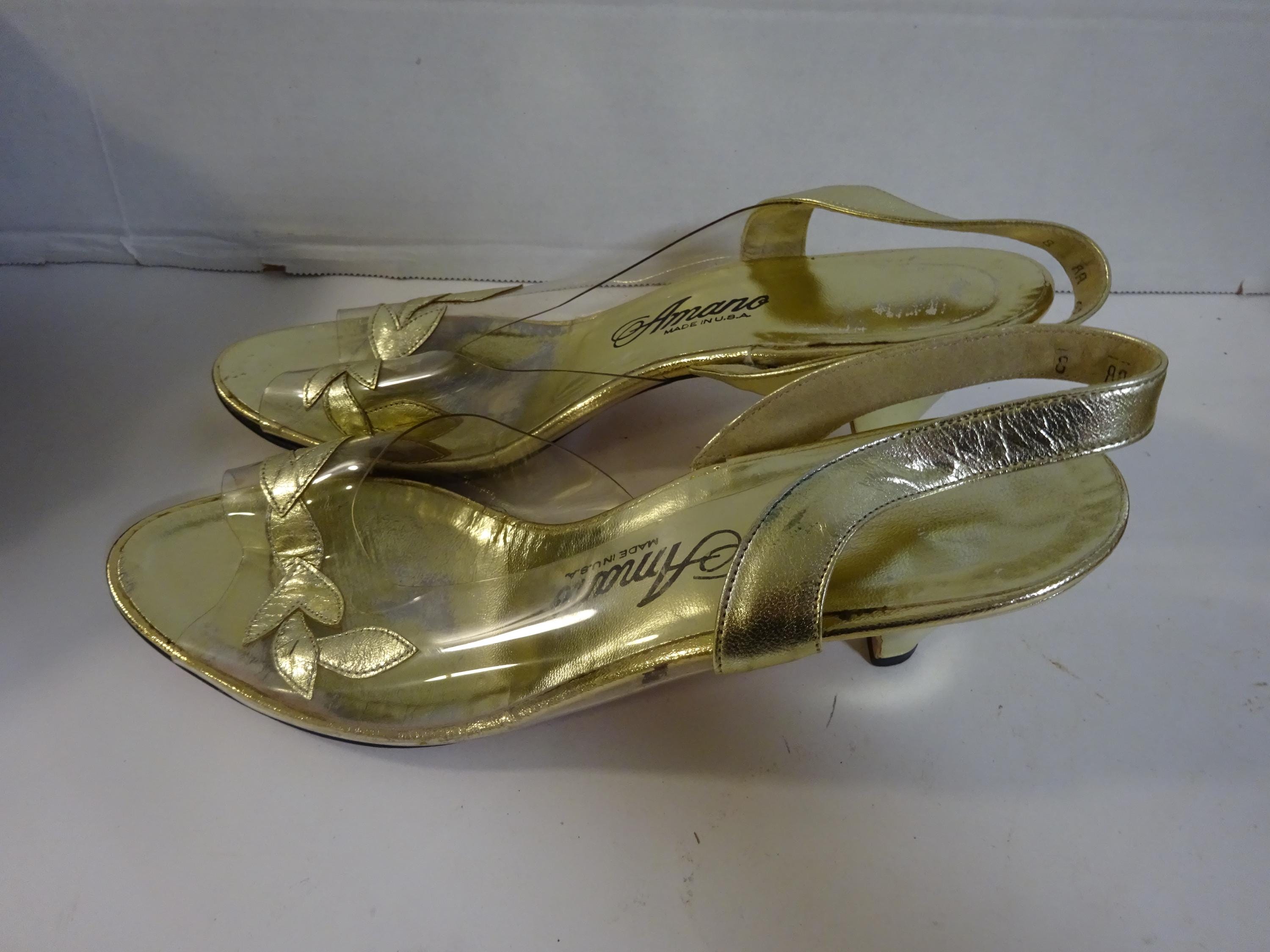 AMANO footwear- gold & clear vinyl open-toed Pumps- gold kitten heels, size 8 vintage, Made in USA