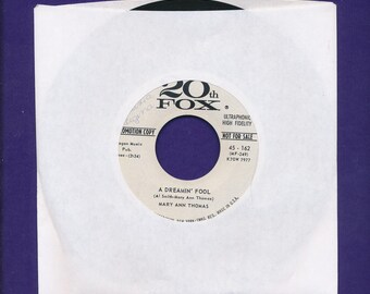 MARY Ann THOMAS 45 rpm Record- A Dreamin' Fool- 1959 ORIG.