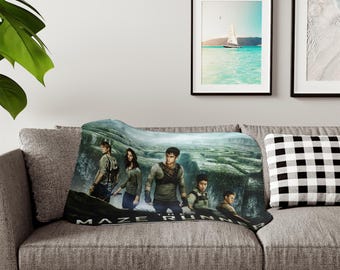 Maze Runner Sherpa Blanket, Fleece Throw, Plush Bedding