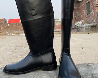Stivali da equitazione alti in pelle nera fatti a mano / stile equestre