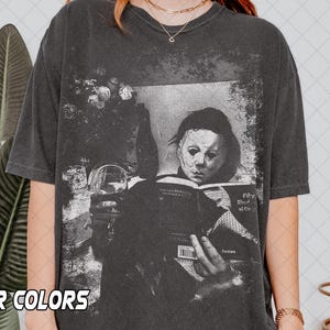 Retro 90&#39;s Comfort Colors Michael Myers Vintage T-Shirt, Horor Movie Halloween T-Shirt, Meme Halloween T-Shirt, Halloween Gift T-Shirt
