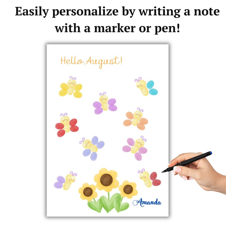 Puede incluir: Una tarjeta rectangular blanca con el texto "Hello August!" en la parte superior y "Amanda" en la parte inferior. La tarjeta est&aacute; decorada con m&uacute;ltiples ilustraciones de mariposas coloridas y tres girasoles con hojas verdes. El texto "Easily personalize by writing a note with a marker or pen!" aparece sobre la tarjeta.