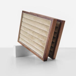 Wood and Velvet Travel Jewelry Box, Personalized Women&#39;s Jewelry Box, Custom Jewelry Organizer Case, Walnut Bangle Box, Elegant Jewelry Box