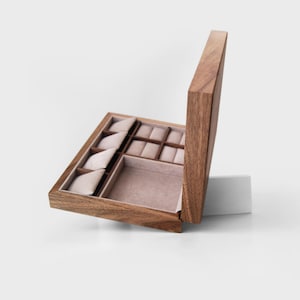 Joyero de madera personalizado, caja de almacenamiento de lujo de alta gama, regalo de aniversario para mamá, caja para anillo de compromiso con nombre, joyero portátil