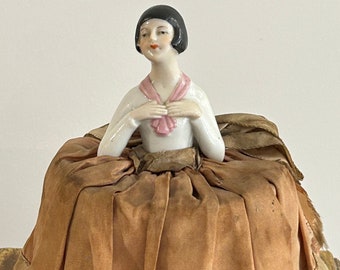 Antigua Dama de Porcelana, Media Muñeca Meissen