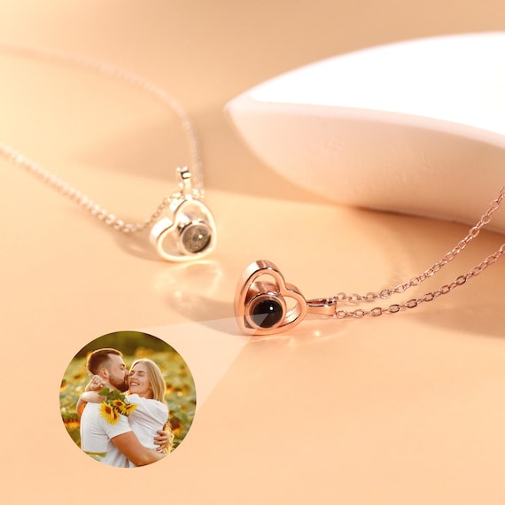 Collana Personalizzata Con Proiezione Foto – Ciondolo A Cuore In Argento 925 Con Incisione "Ti Amo" In 100 Lingue E Pietra Proiettabile – Regalo Commemorativo - 5