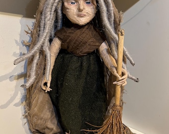 Bambola Baba Yaga in vinile OOAK da 18 pollici