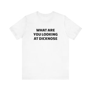 Camiseta de manga corta "Qué estás mirando Dicknose" de Teen Wolf