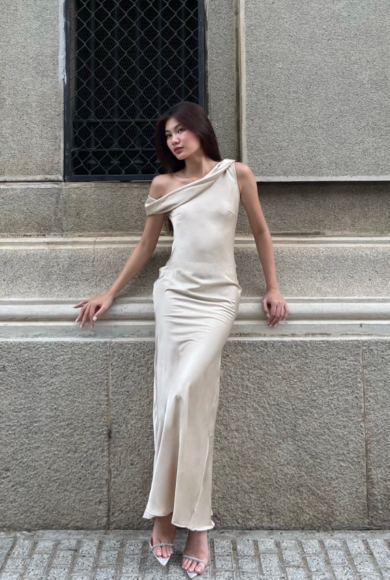 old money silk dress Old Money Minimalism Classic Silk Dress