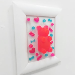 Pink Gummy Bear in Wooden Frame Resin Wall Art Hanging Neon Pop Art 3D Resin Bear Sculpture Kids Room Decor Candy Decor