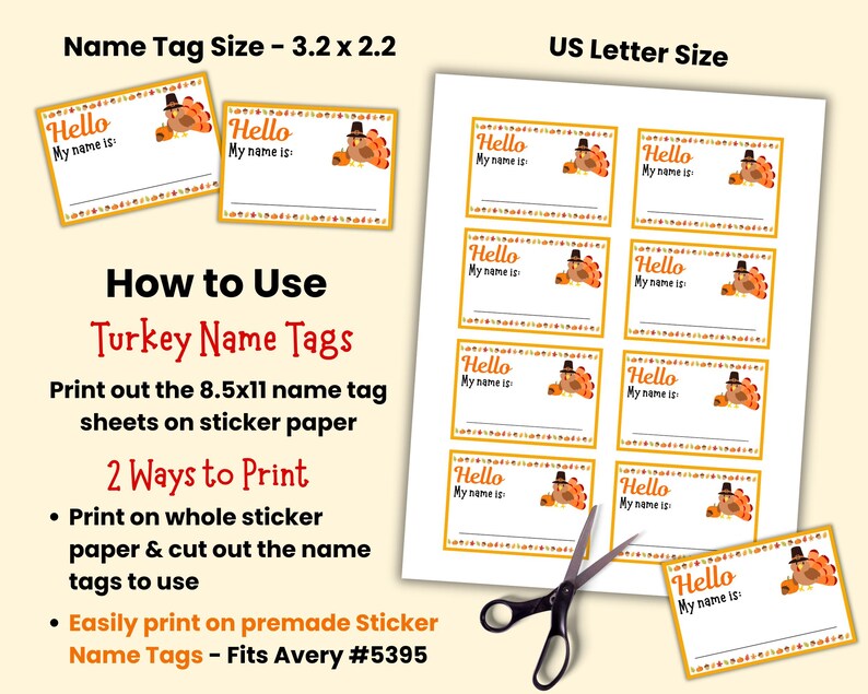 Op de afbeelding: Een vel met bedrukbare kalkoen-naamlabels met de tekst "Hello, My name is:" en een cartoon-kalkoenillustratie. De afbeelding toont ook instructies over het afdrukken van de labels op stickerpapier. De labels zijn 8,1 x 5,6 cm groot.