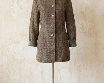 Bouclé-Jacke aus Couture | Handgefertigte Steppjacke aus Wolle | Seidengefütterter Blazer | Dezenter Luxus | Vintage-Stil | Einzigartig