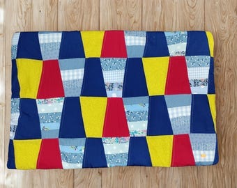 Extra dicke Patchwork-Spielmatte – Wendbare Spieldecke – Unisex – Einzigartiges Unikat