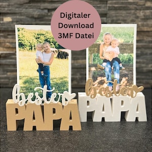 Può includere: Due cornici portafoto con foto di bambini. Le cornici hanno le parole "bester PAPA" e "bester PAPA" in un carattere decorativo. Lo sfondo è un muro di pietra.