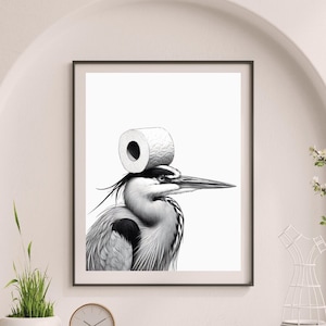 Arte de pared para baño con diseño de garza, decoración de baño para niños, impresión minimalista de garza azul con papel higiénico, decoración costera para casa de playa #BW06