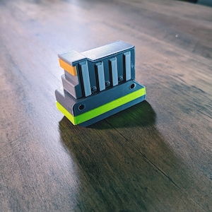Apex Legends Inspired 3D-Printed Extended Energy Magazine Replica