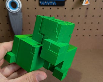 Subnautica Inspired 3D-Printed Ion Cube Replica