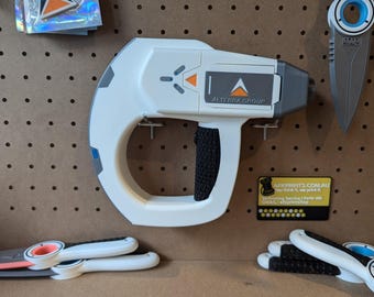 Subnautica Inspired 3D-Printed Scanner Replica