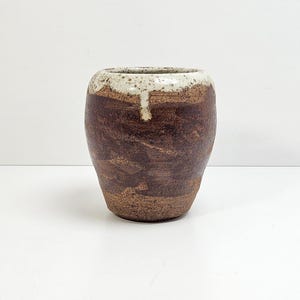 Vintage Studio Pottery Drip Glaze Signed Vase Fat Lava Style 4.75"