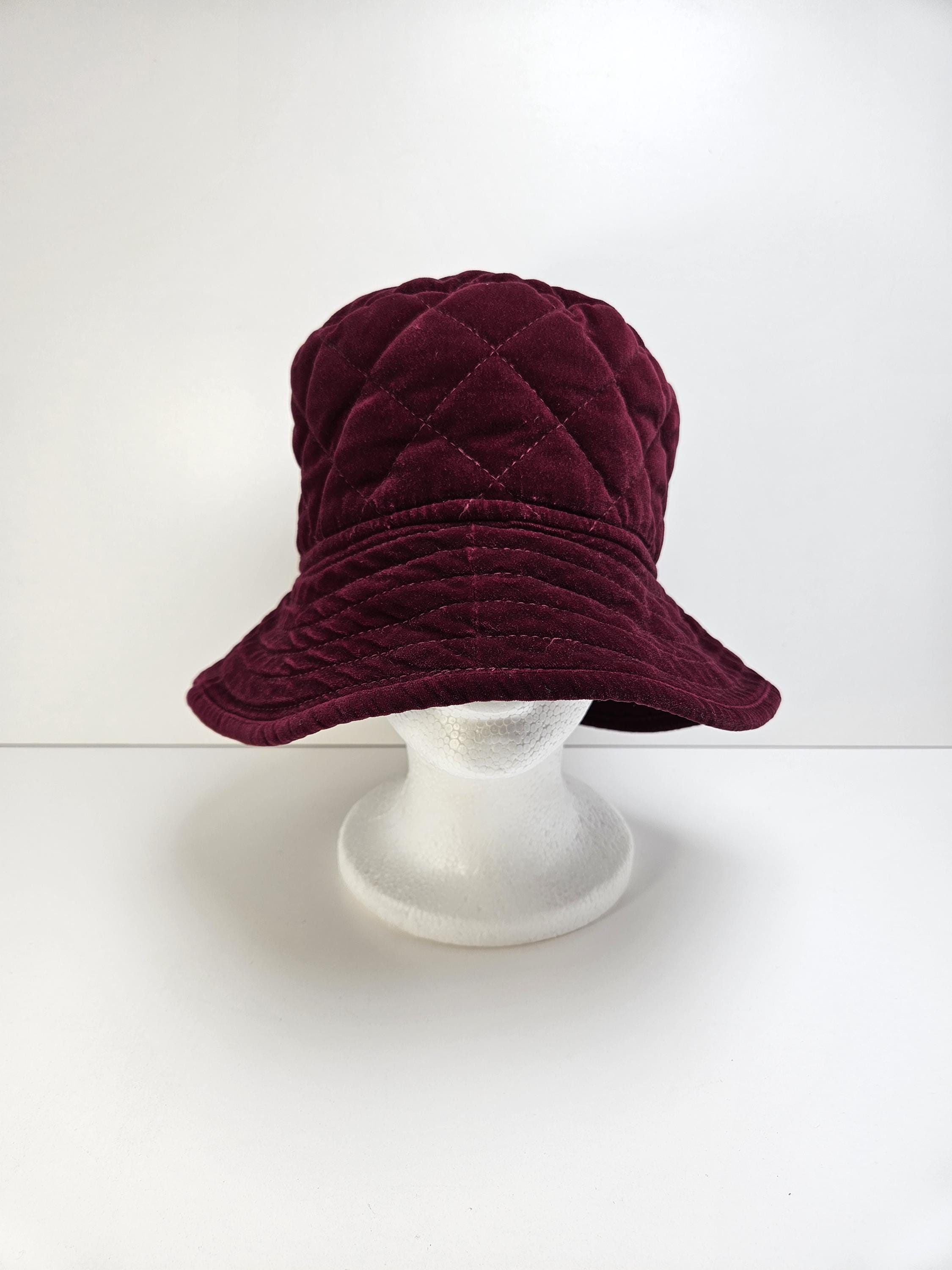 Vintage - Importina 100 % Wool Hat Feather Red Black Nos New Tags Rare Gypsy‎ il_fullxfull.6467654081_tmol.jpg main image 3