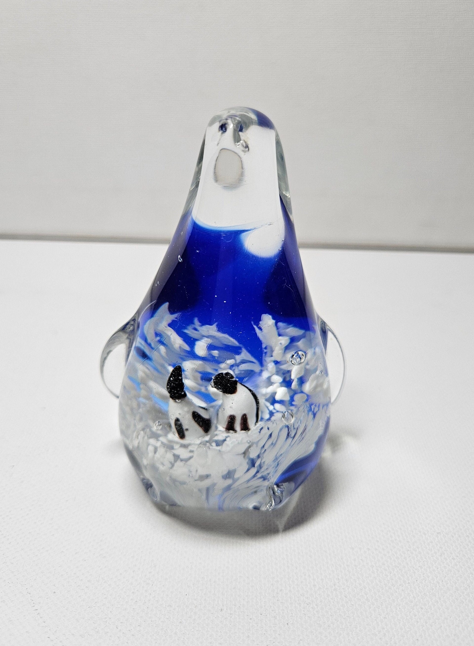 Art Glass Paperweight Penguin With Two Chicks on a Bed of Snow in Belly ...