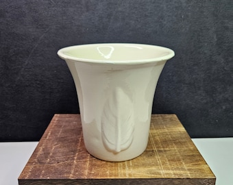 Vintage Haeger Ivory Planter Vase Home Decor with Three Raised Leafs - #3777 - 6.5" Tall