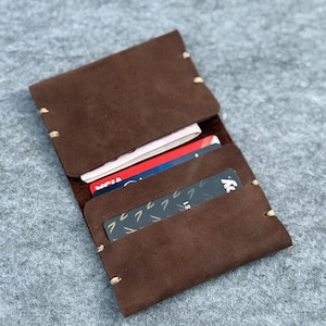 Cartera de cuero para tarjetas, billetera plegable de cuero hecha a mano, billetera con bolsillo frontal, billetera de cuero personalizada