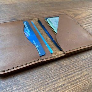 Tarjetero de cuero, billetera plegable de cuero hecha a mano, billetera de bolsillo frontal, billetera de cuero personalizada