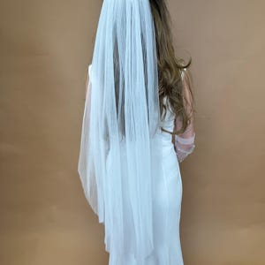 Ivory Accordion Veil with Comb Simple Fingertip Knee Veil for Bride Pleated veil Wedding Veil Bridal veil with comb image 4