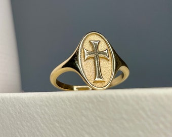 Gold Cross Signet Ring. 14K Gold. Statement ring. Bold.