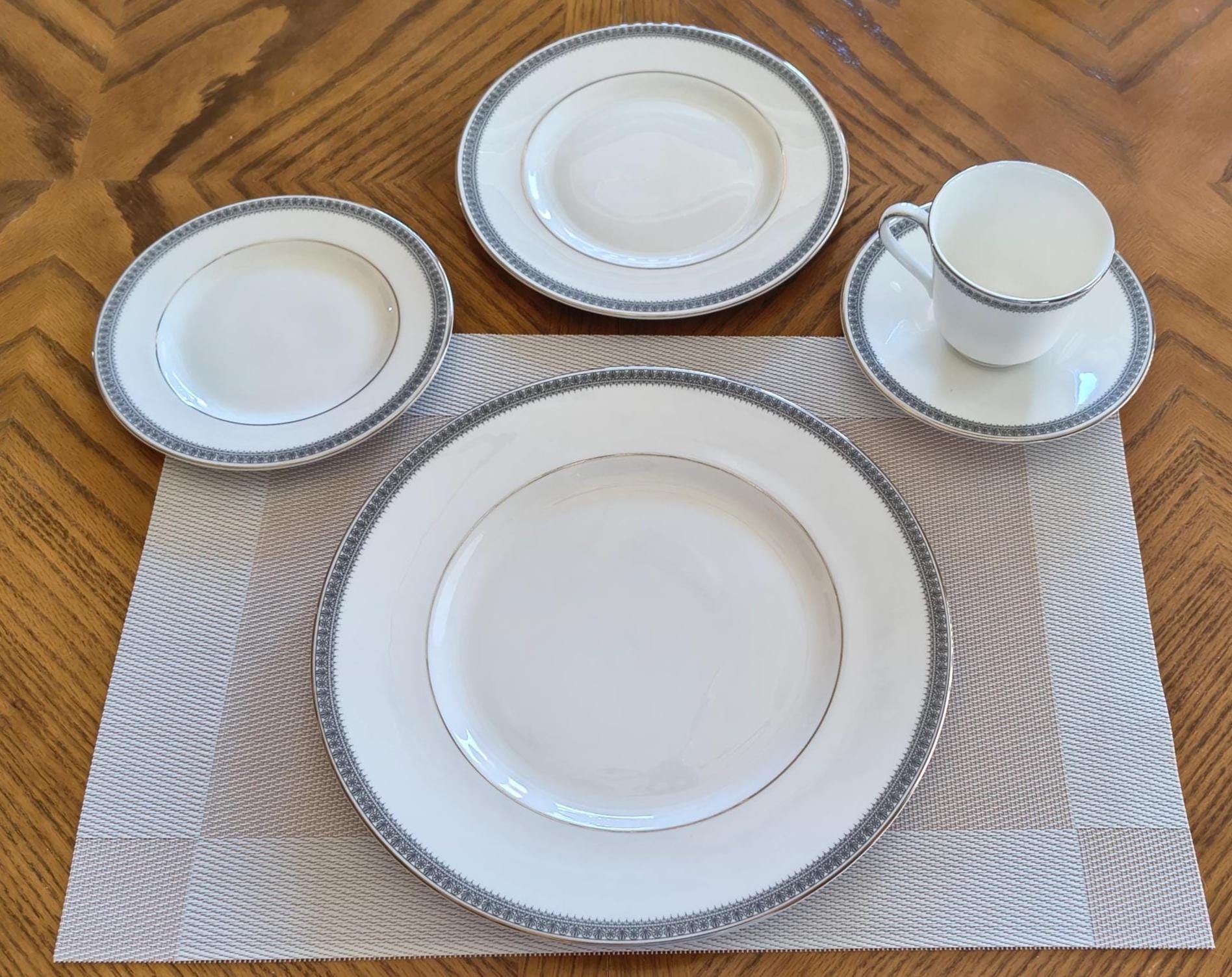 Royal Doulton China - Etsy